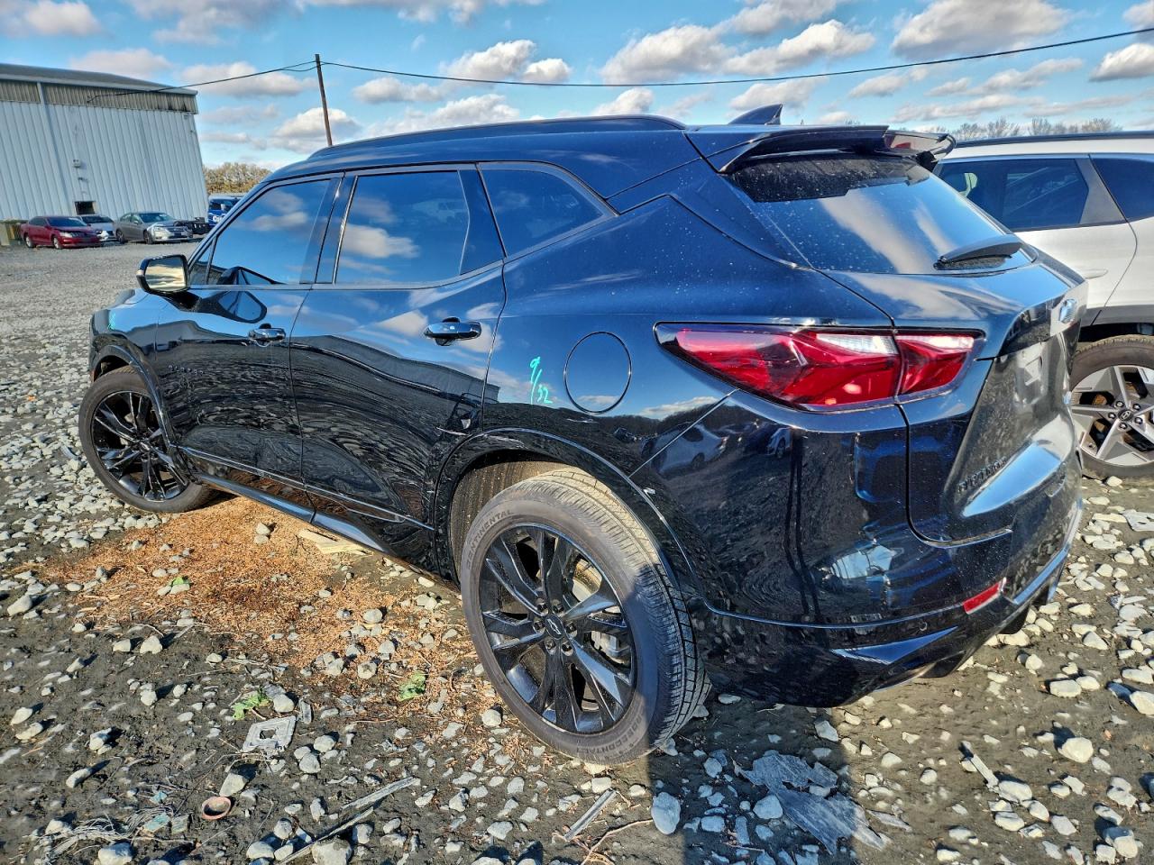2020 CHEVROLET BLAZER RS photo 2