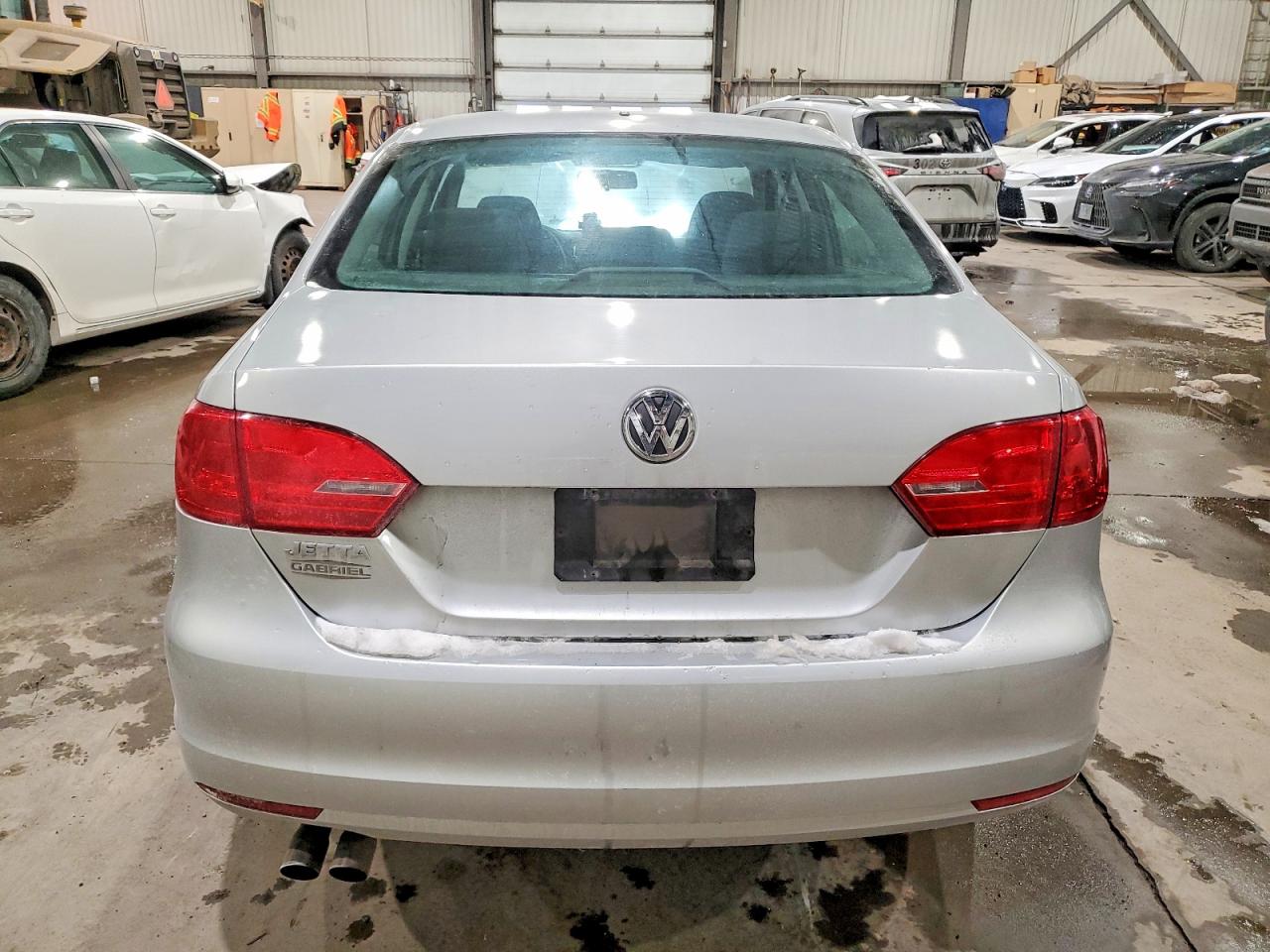 2012 VOLKSWAGEN JETTA BASE photo 11