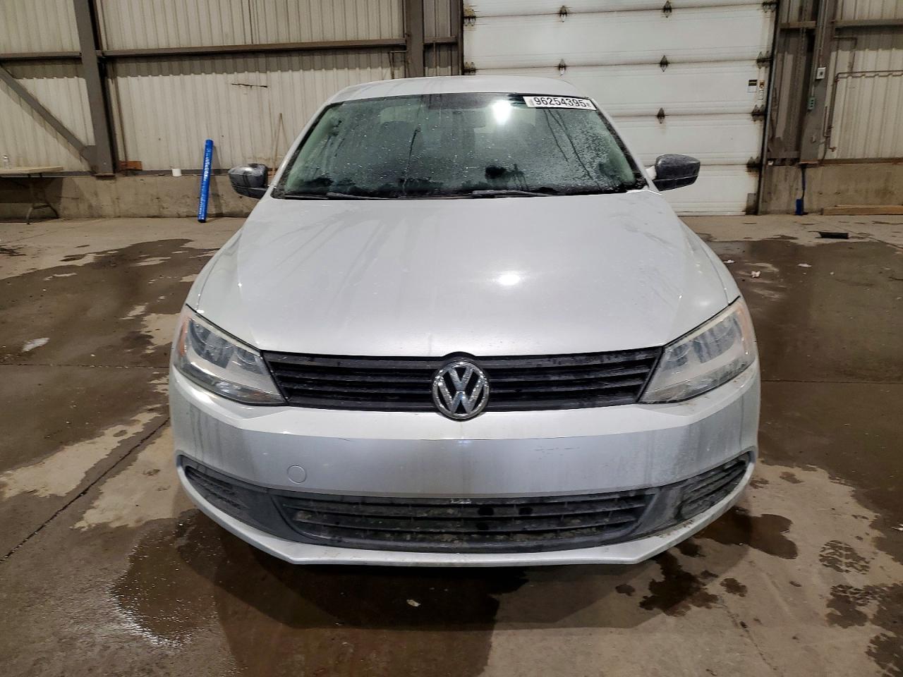 2012 VOLKSWAGEN JETTA BASE photo 9