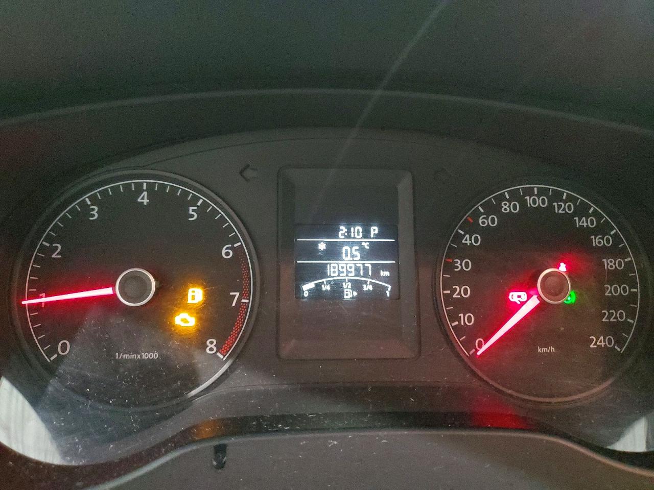 2012 VOLKSWAGEN JETTA BASE photo 17