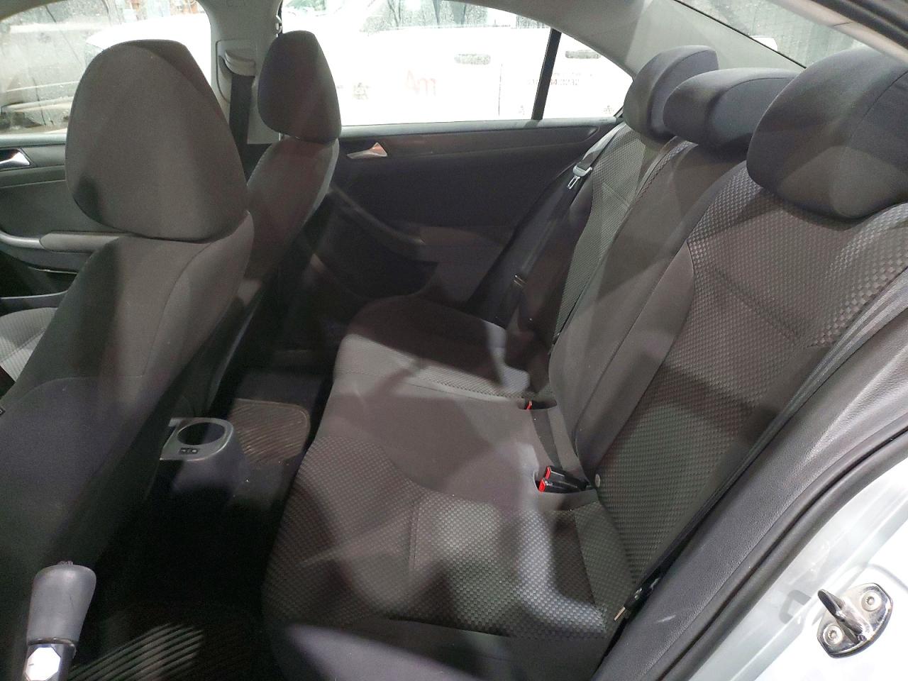 2012 VOLKSWAGEN JETTA BASE photo 19