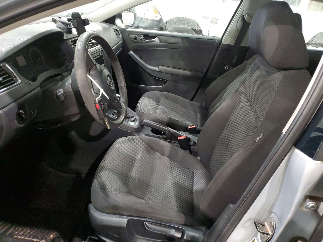 2012 VOLKSWAGEN JETTA BASE photo 13