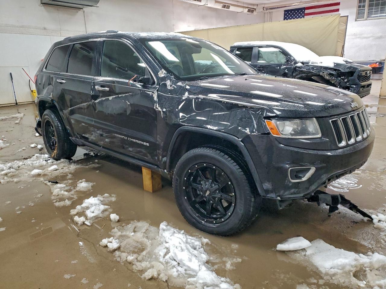 2014 JEEP GRAND CHEROKEE LIMITED photo 4