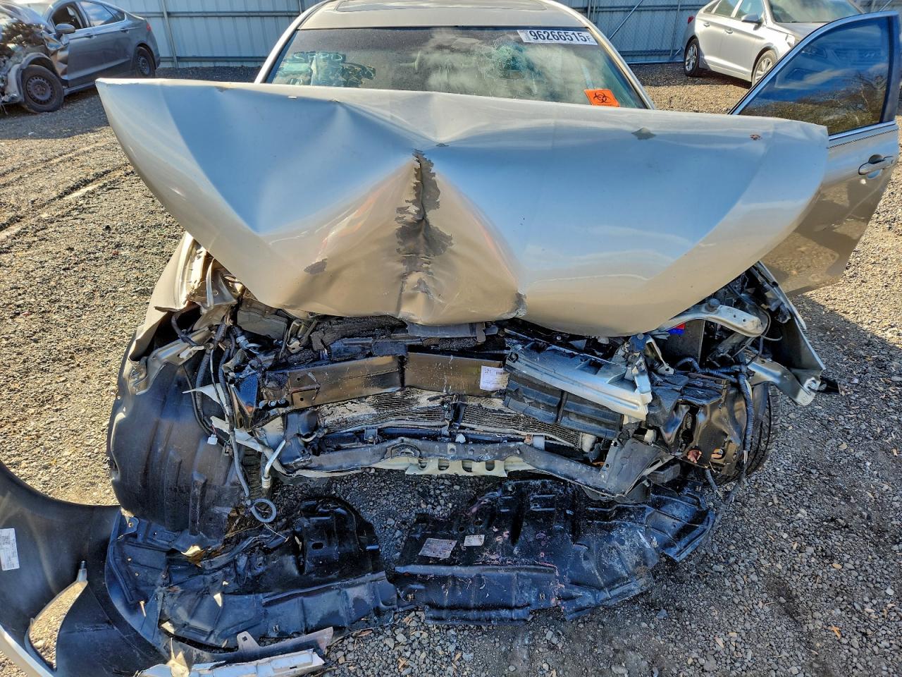 2016 TOYOTA CAMRY photo 21