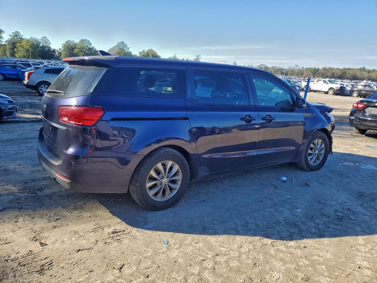 2021 KIA SEDONA photo 7