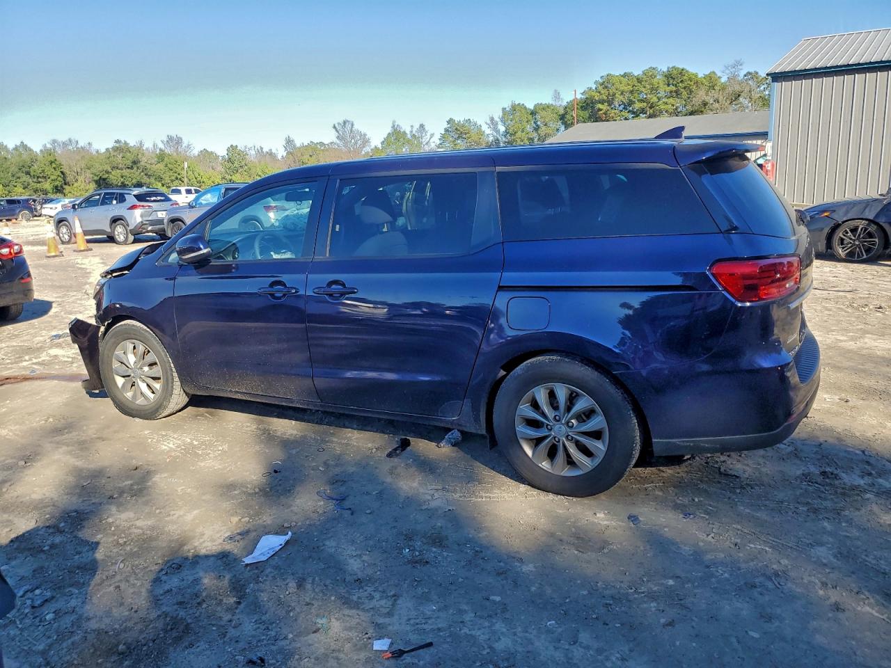 2021 KIA SEDONA photo 4