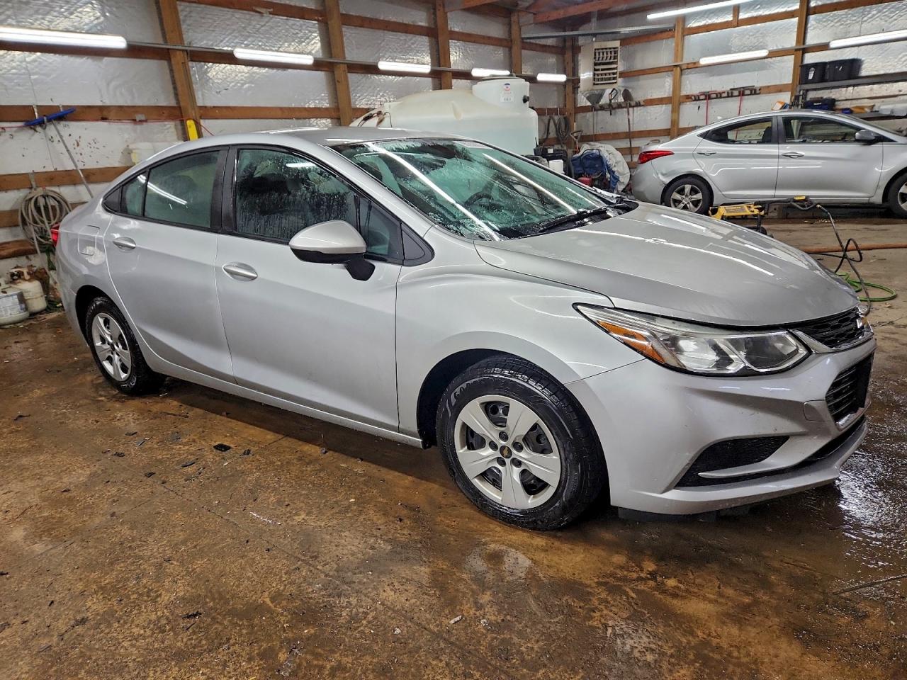 2017 CHEVROLET CRUZE LS photo 7