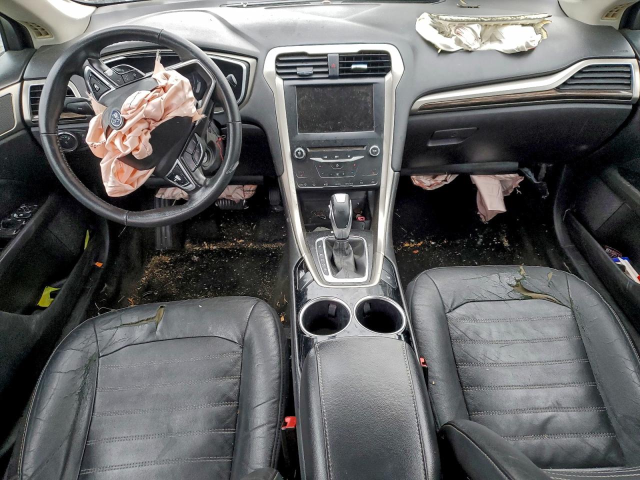 2013 FORD FUSION SE photo 22