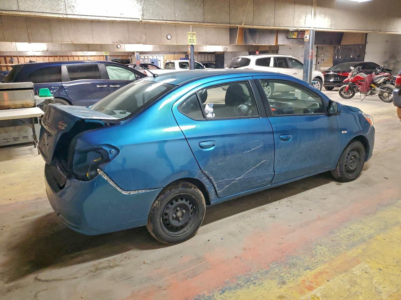 2017 MITSUBISHI MIRAGE G4 ES photo 3