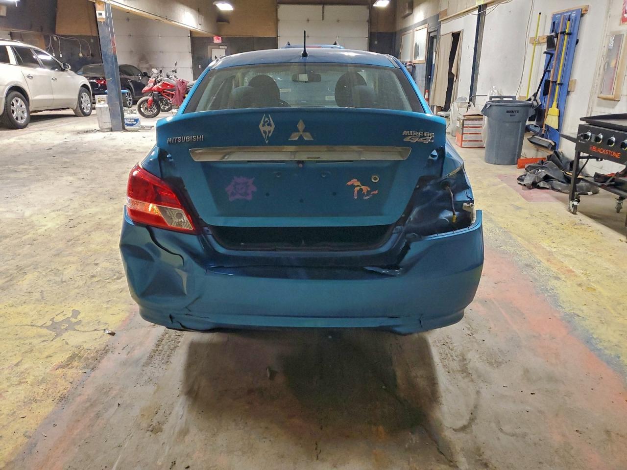 2017 MITSUBISHI MIRAGE G4 ES photo 6