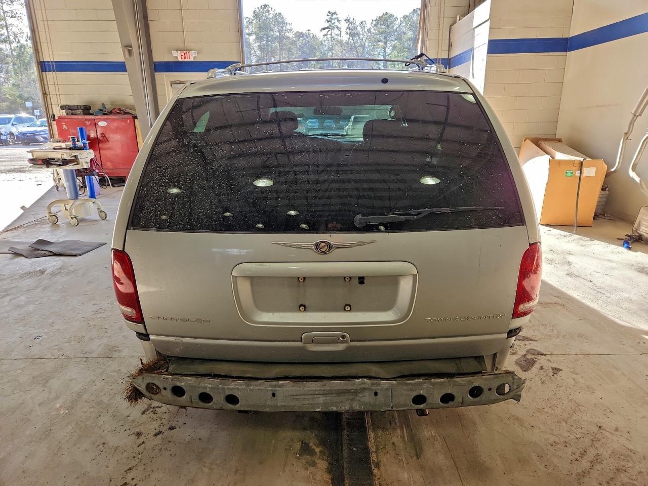 2000 CHRYSLER TOWN & COUNTRY LIMITED photo 6