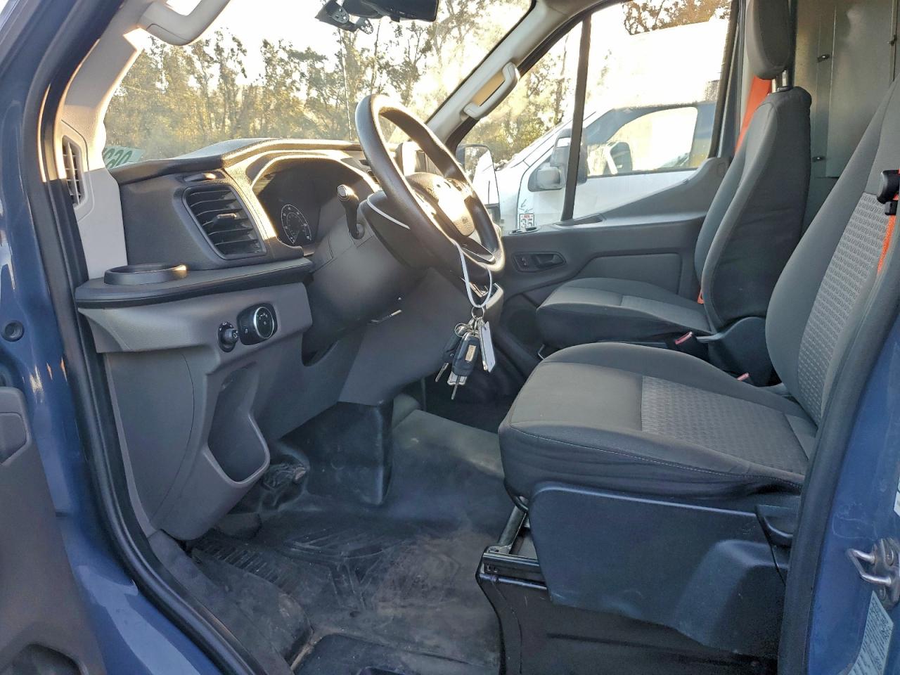2020 FORD TRANSIT 250 DELIVERY VAN photo 7