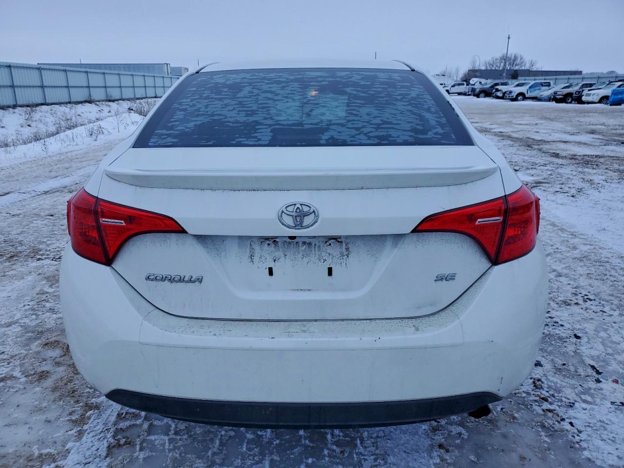 2017 TOYOTA COROLLA L photo 6