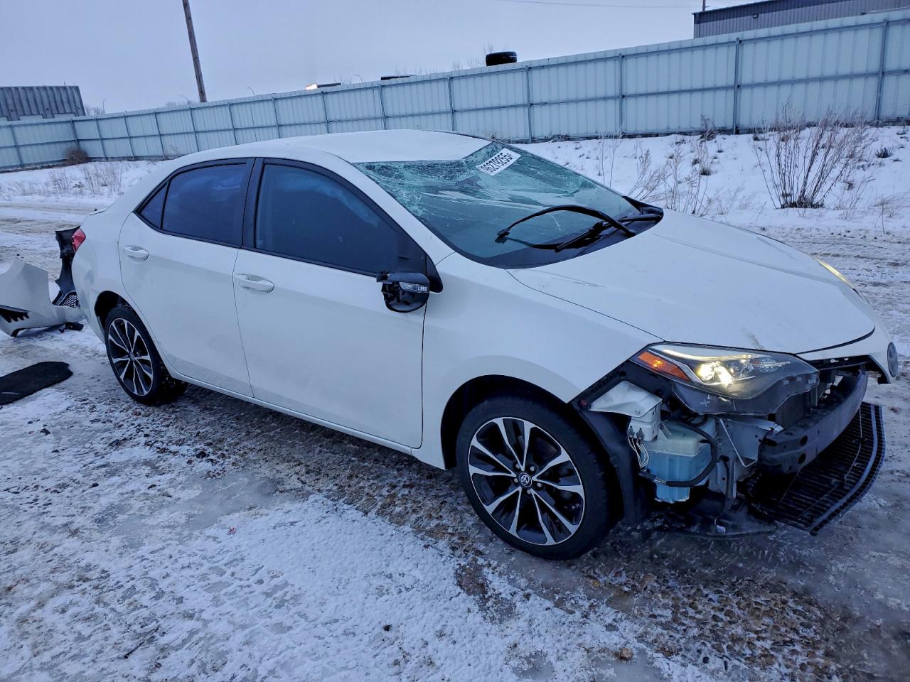 2017 TOYOTA COROLLA L photo 4