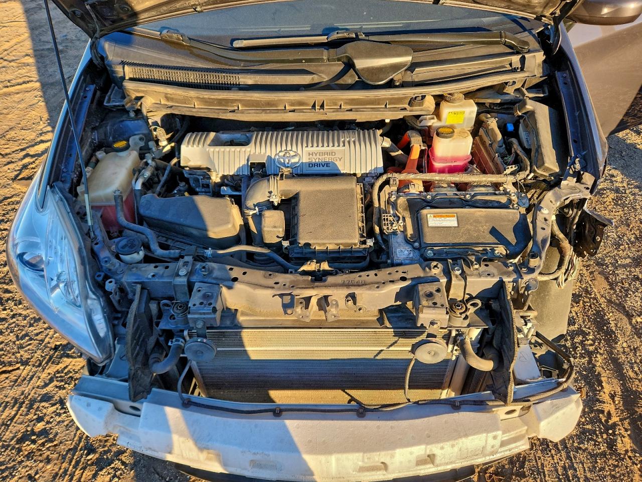 2013 TOYOTA PRIUS photo 11