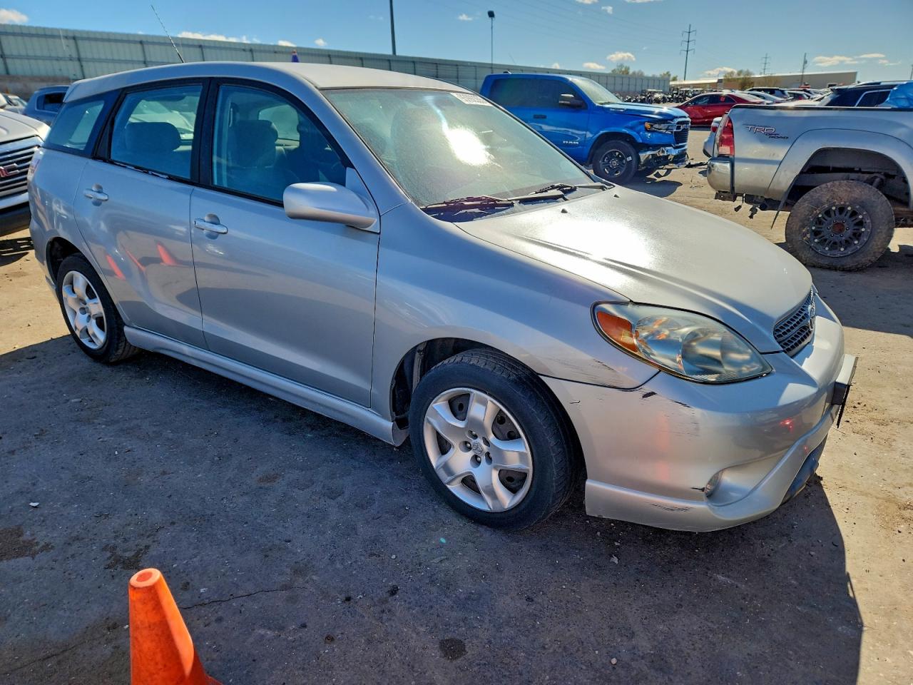 2005 TOYOTA COROLLA MATRIX XR photo 7