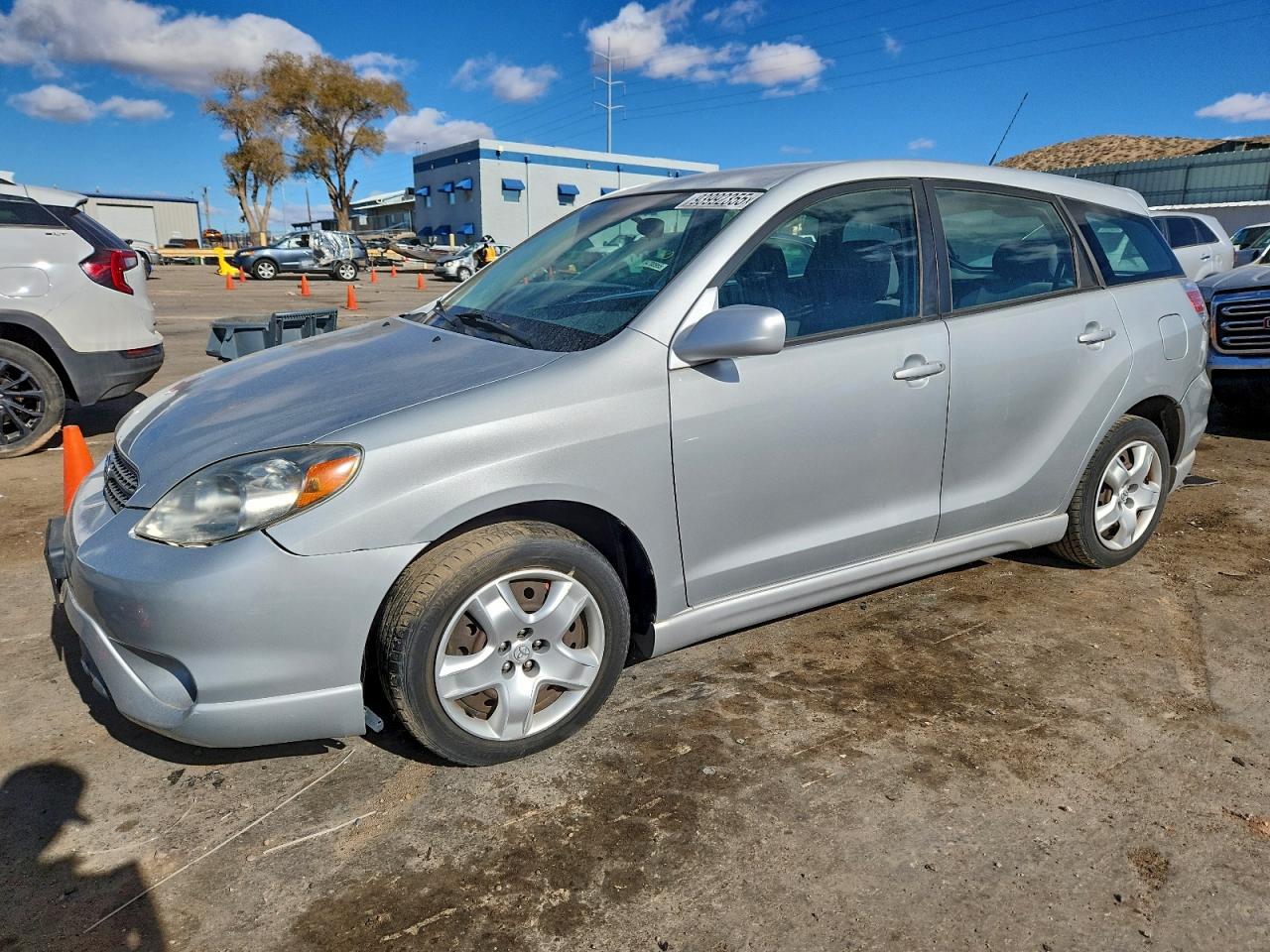 2005 TOYOTA COROLLA MATRIX XR — FRONT END damage — photo 1