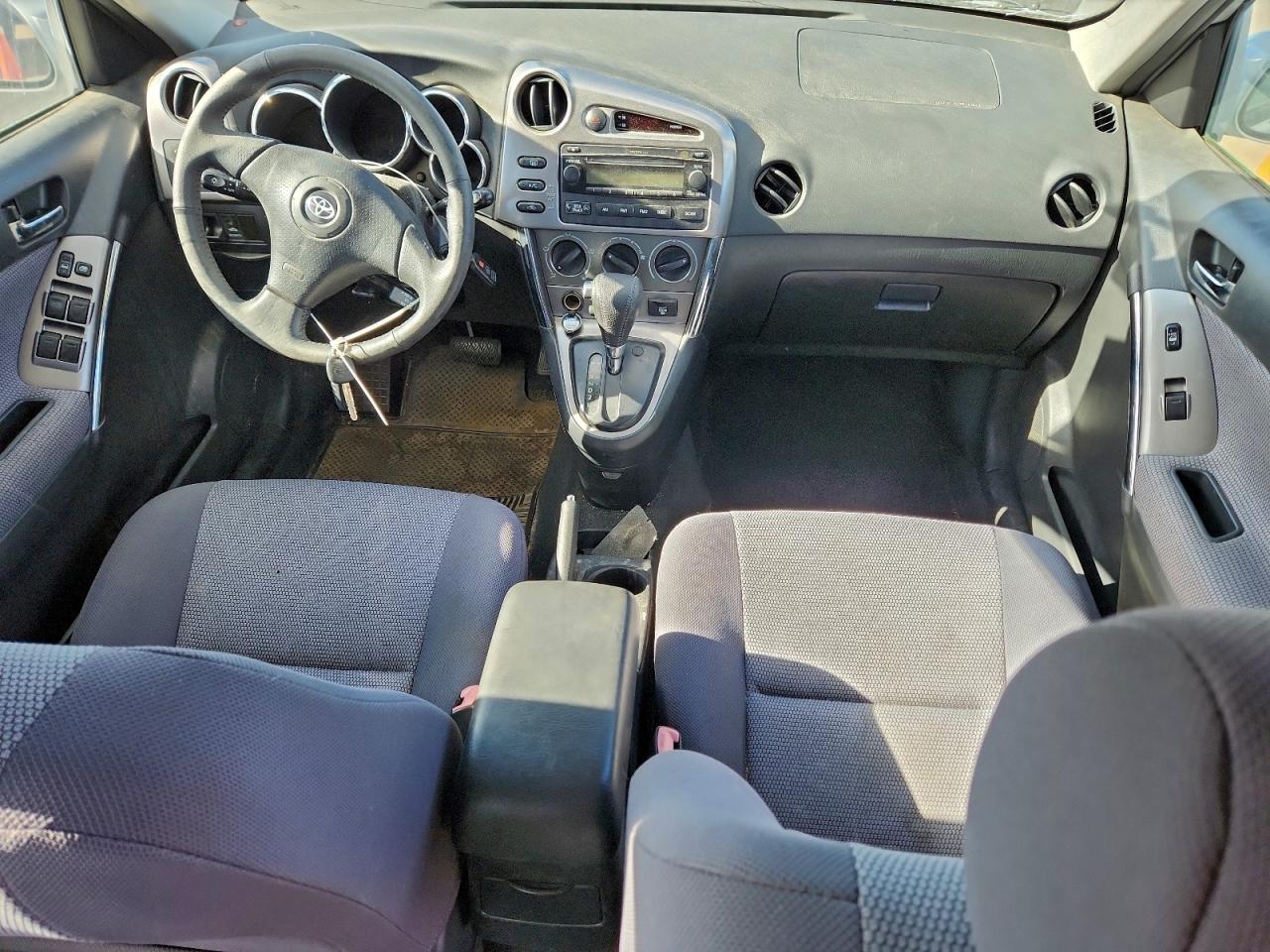 2005 TOYOTA COROLLA MATRIX XR photo 15