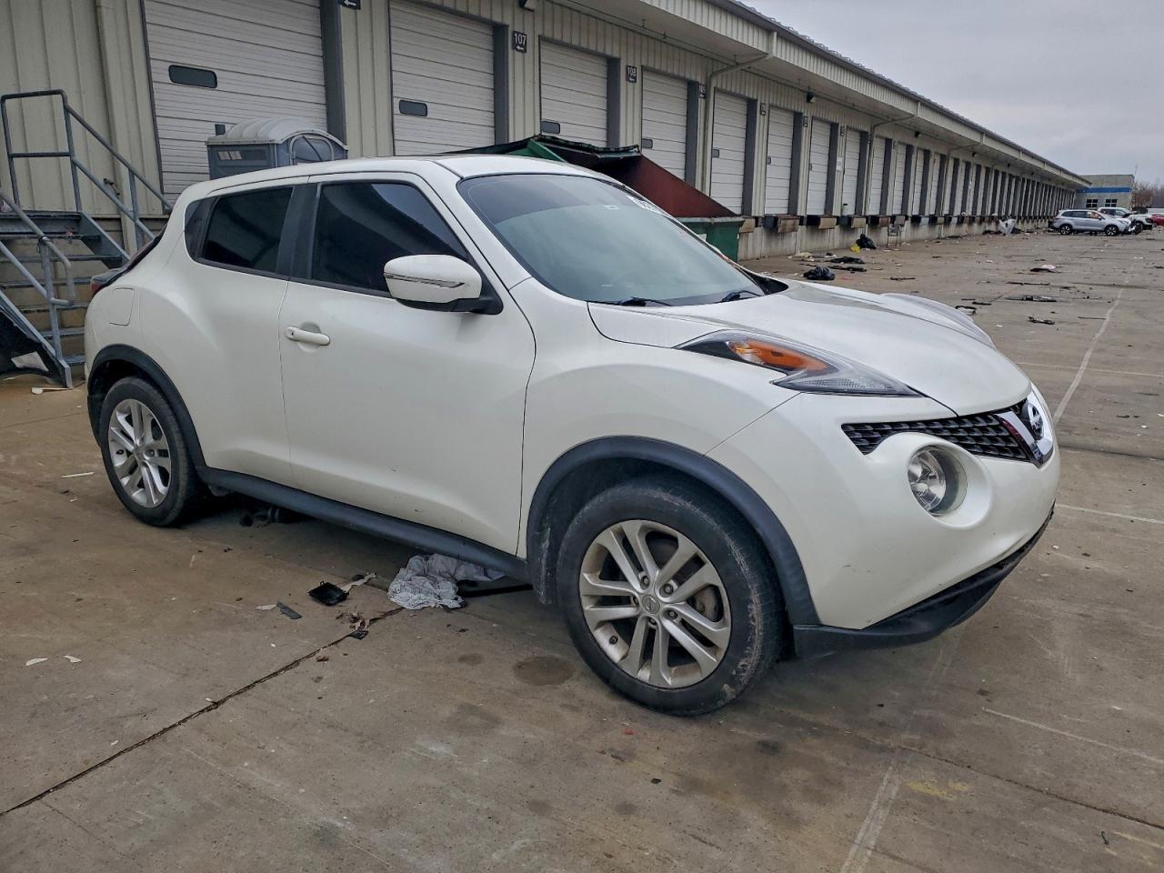 2015 NISSAN JUKE S photo 4