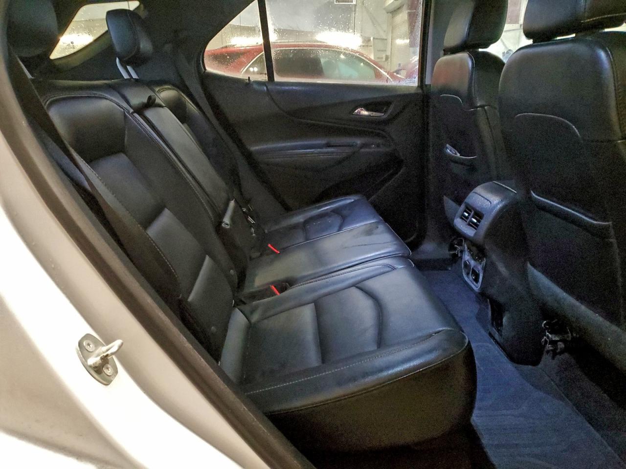 2018 CHEVROLET EQUINOX PREMIER photo 10