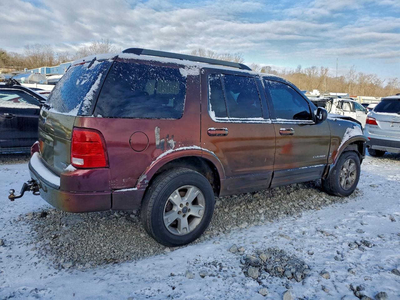 2005 FORD EXPLORER XLT photo 3