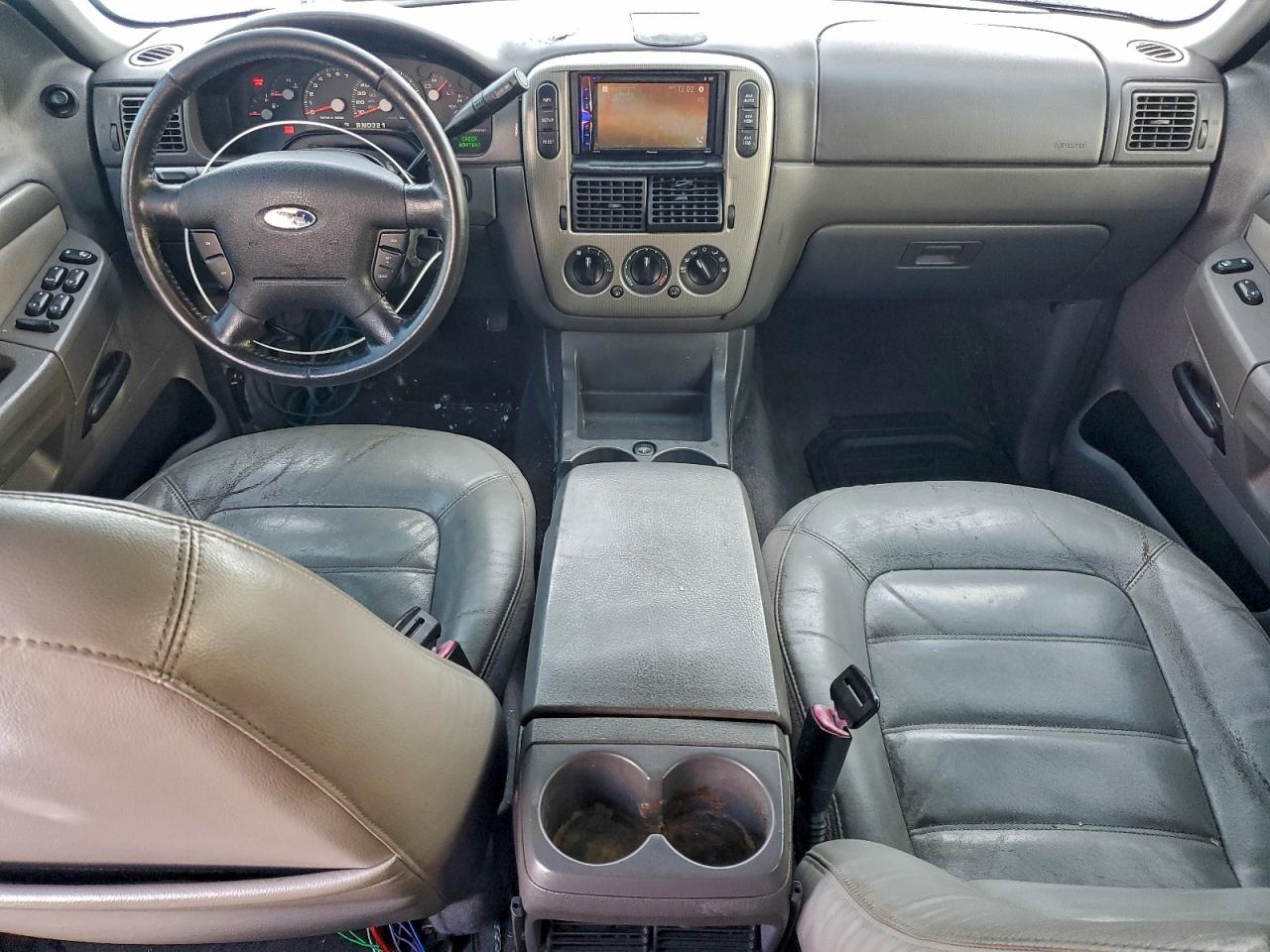 2005 FORD EXPLORER XLT photo 8