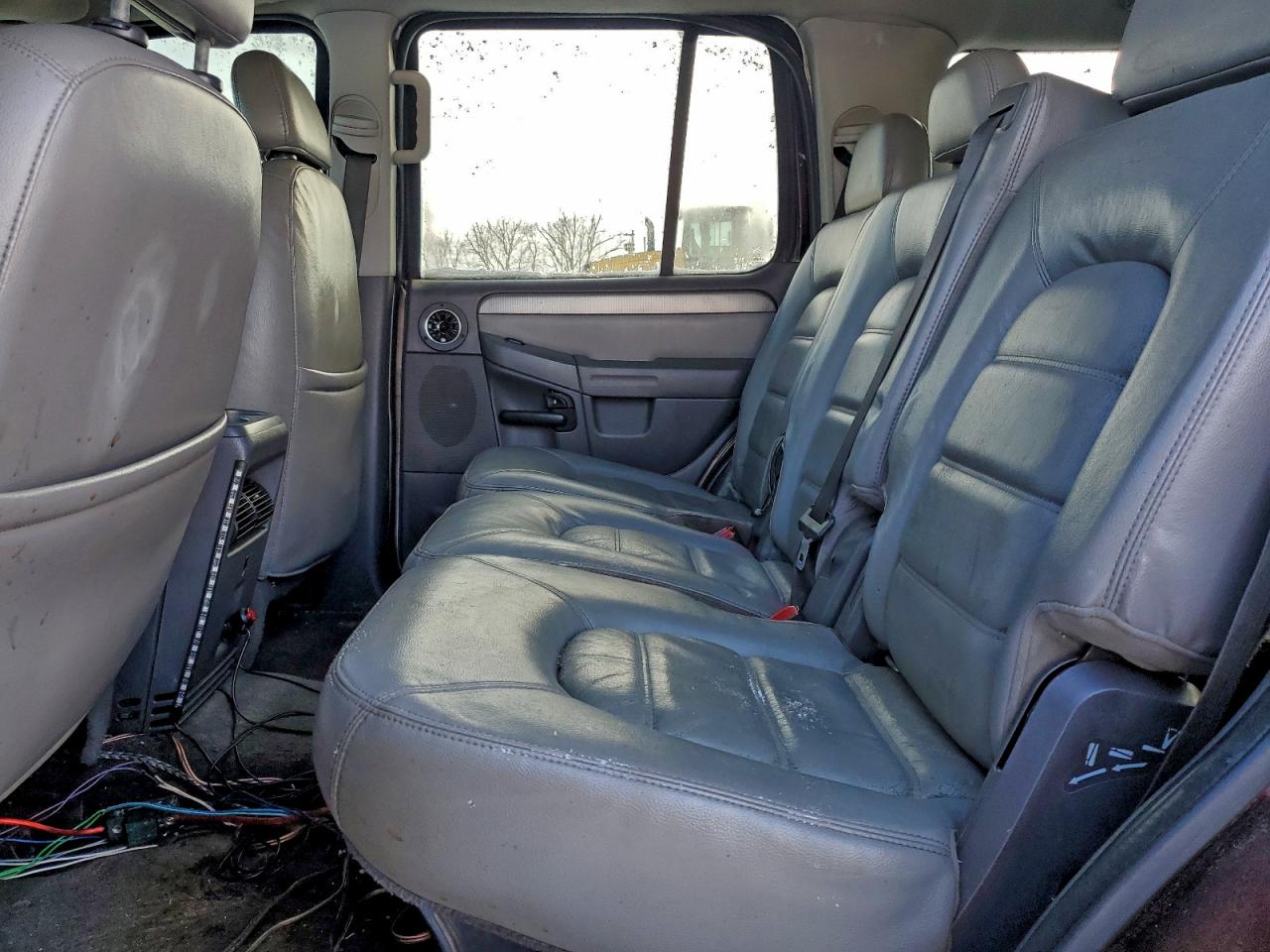 2005 FORD EXPLORER XLT photo 11