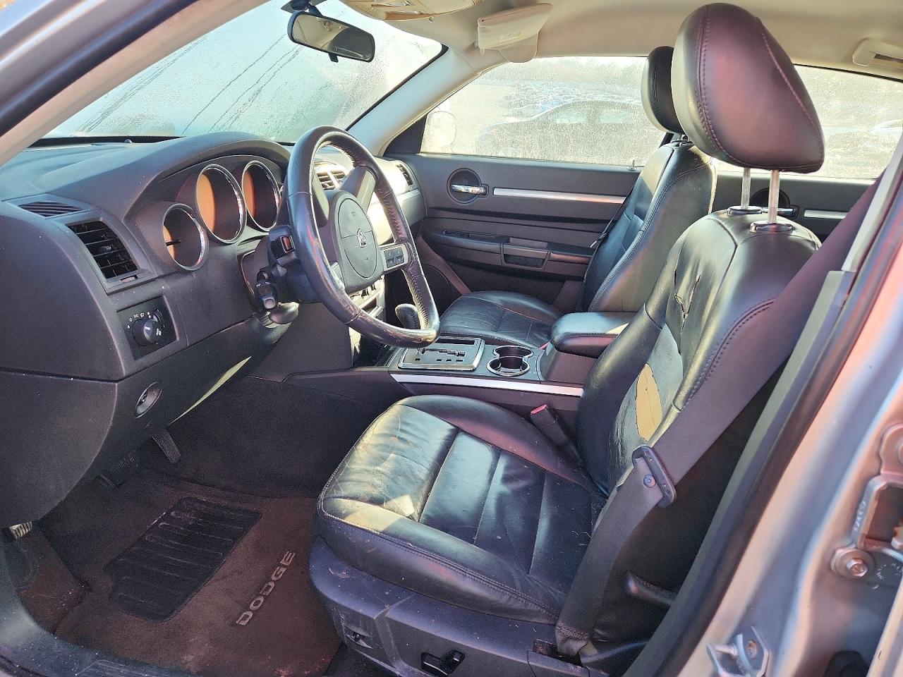 2010 DODGE CHARGER R/T photo 7