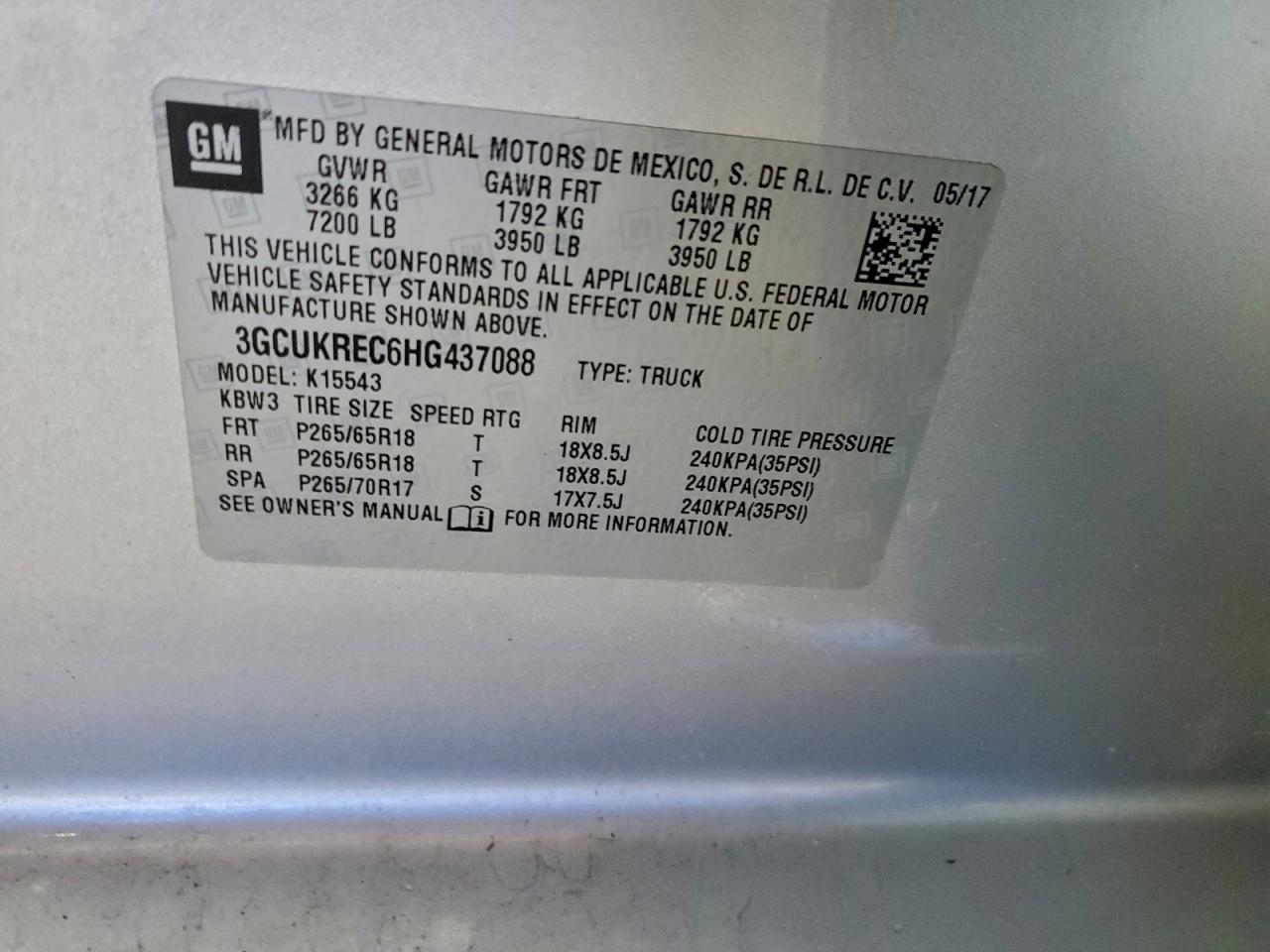 2017 CHEVROLET SILVERADO K1500 LT photo 23