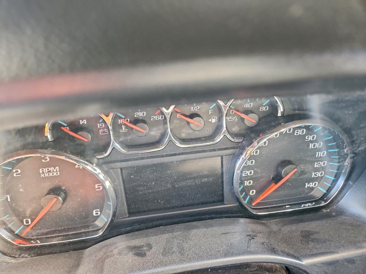 2018 CHEVROLET SILVERADO K1500 LT photo 9