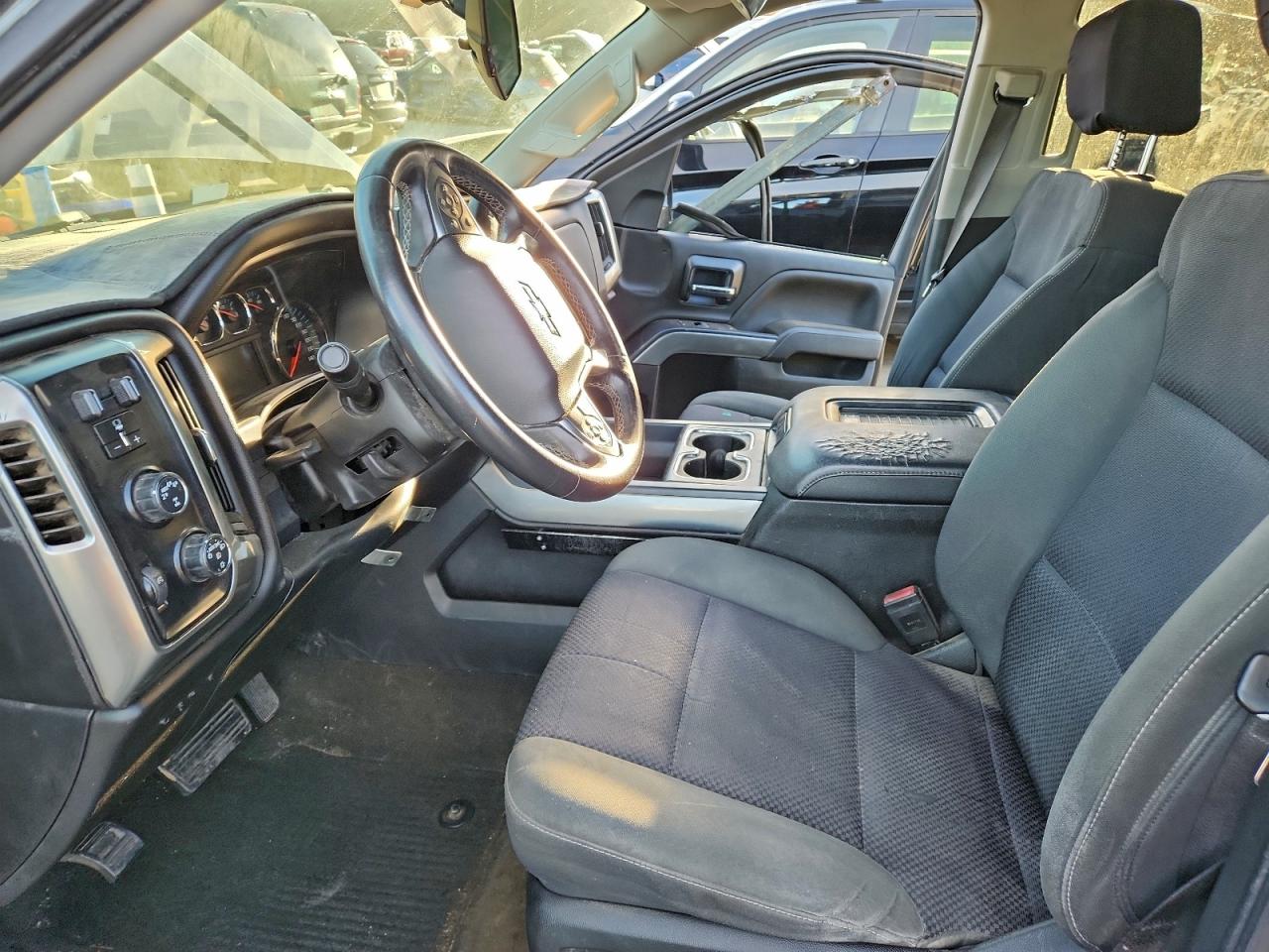 2018 CHEVROLET SILVERADO K1500 LT photo 7