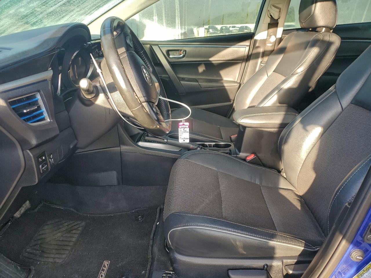 2015 TOYOTA COROLLA L photo 7