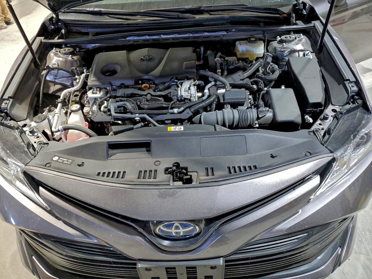 2020 TOYOTA CAMRY LE photo 11
