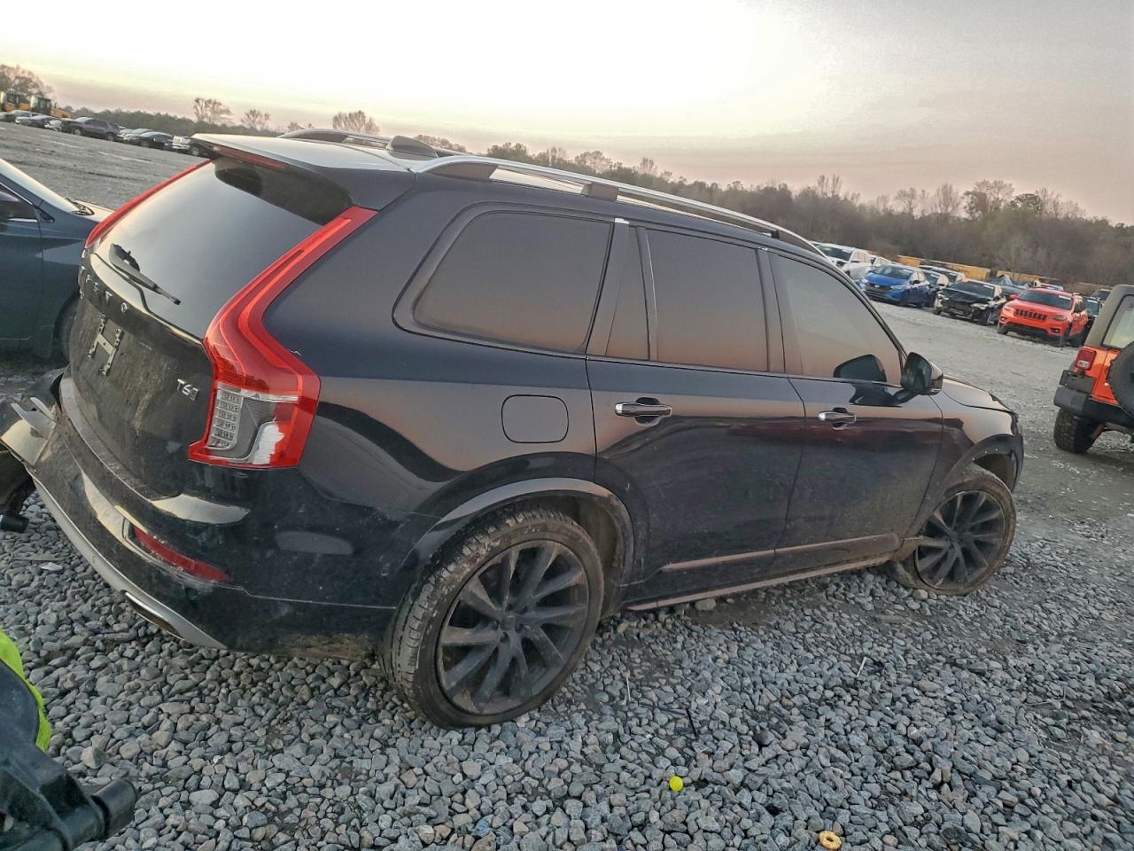 2018 VOLVO XC90 T6 photo 3