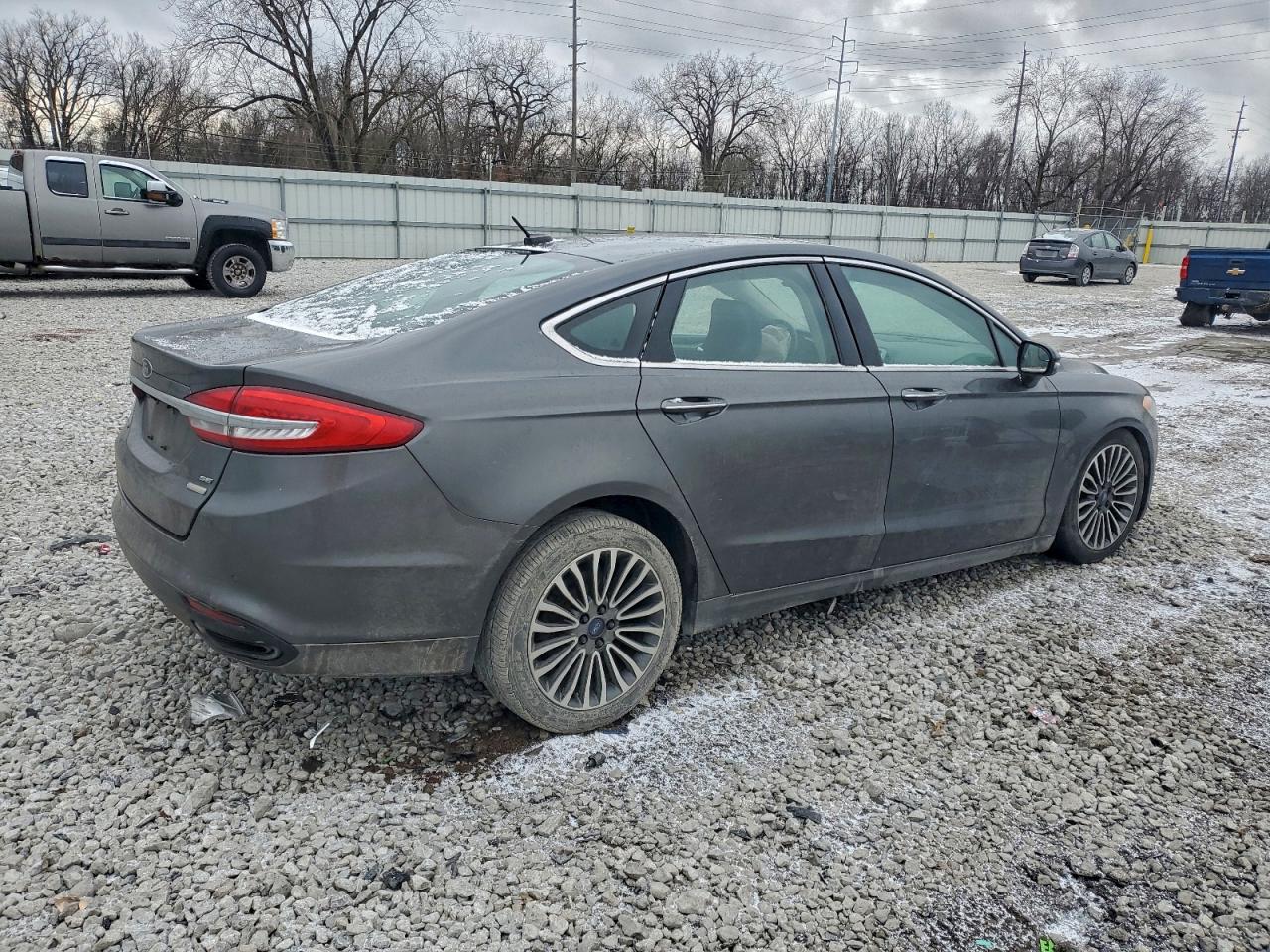 2017 FORD FUSION SE photo 3
