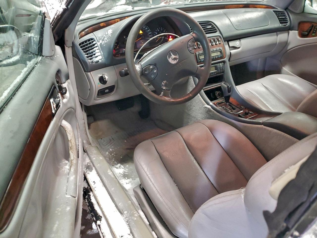 2002 MERCEDES-BENZ CLK 320 photo 8