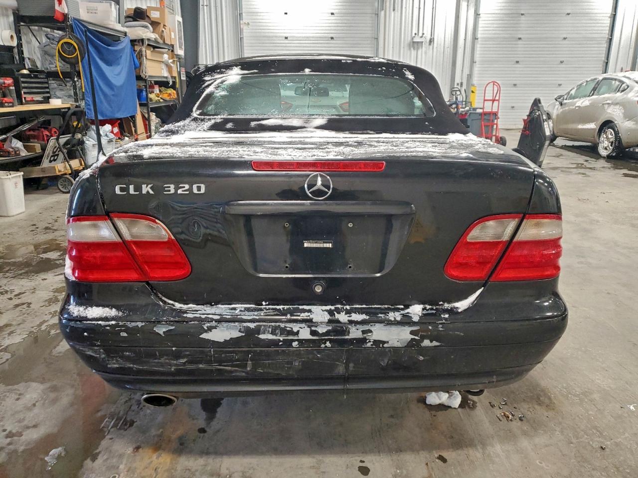 2002 MERCEDES-BENZ CLK 320 photo 6