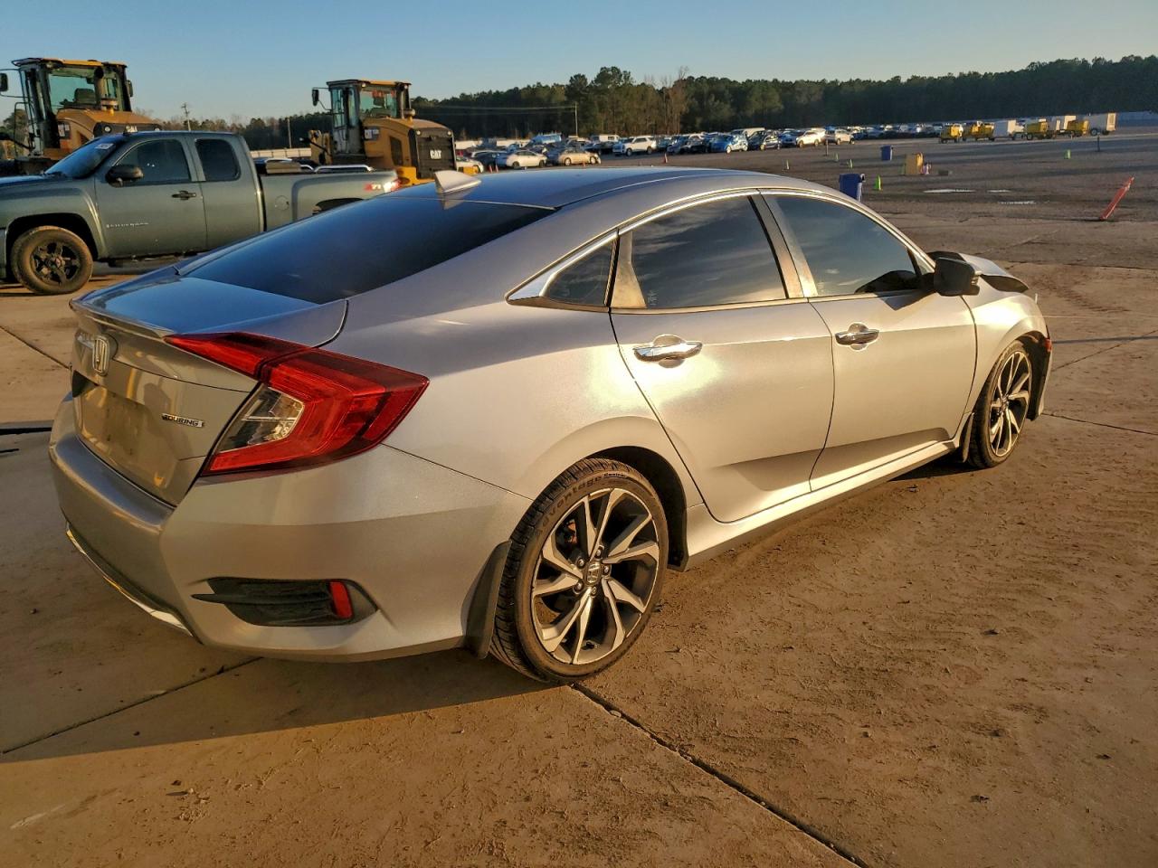 2020 HONDA CIVIC TOURING photo 3
