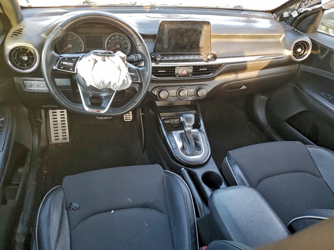 2020 KIA FORTE GT LINE photo 8