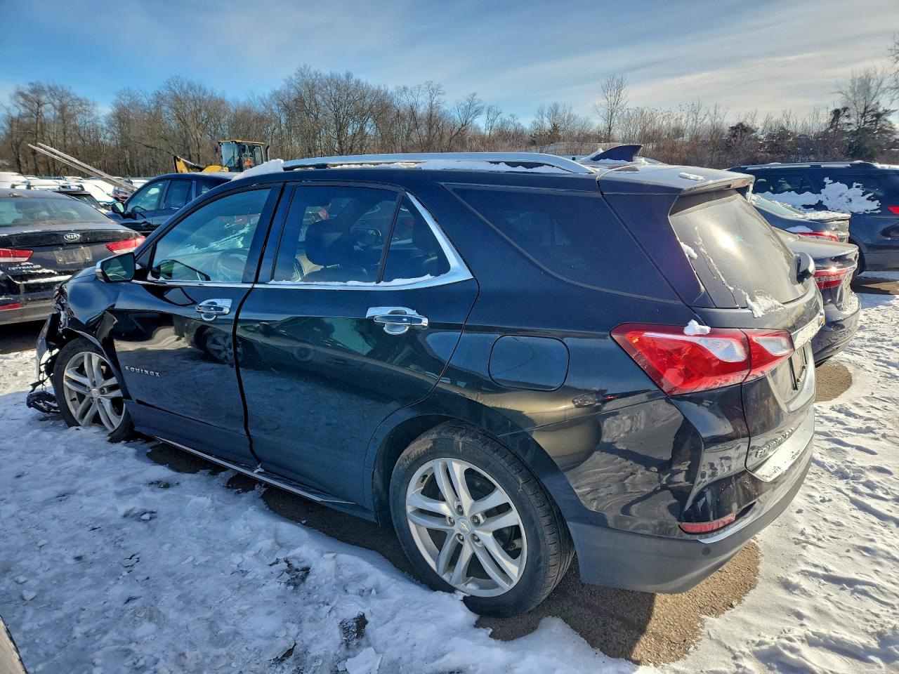 2018 CHEVROLET EQUINOX PREMIER photo 2
