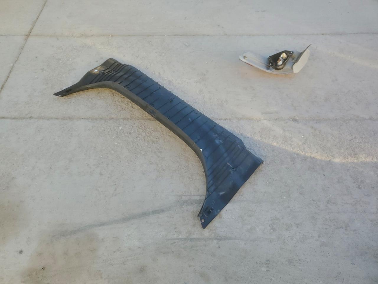 2010 TOYOTA CAMRY BASE photo 12