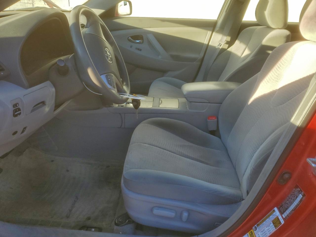 2010 TOYOTA CAMRY BASE photo 7