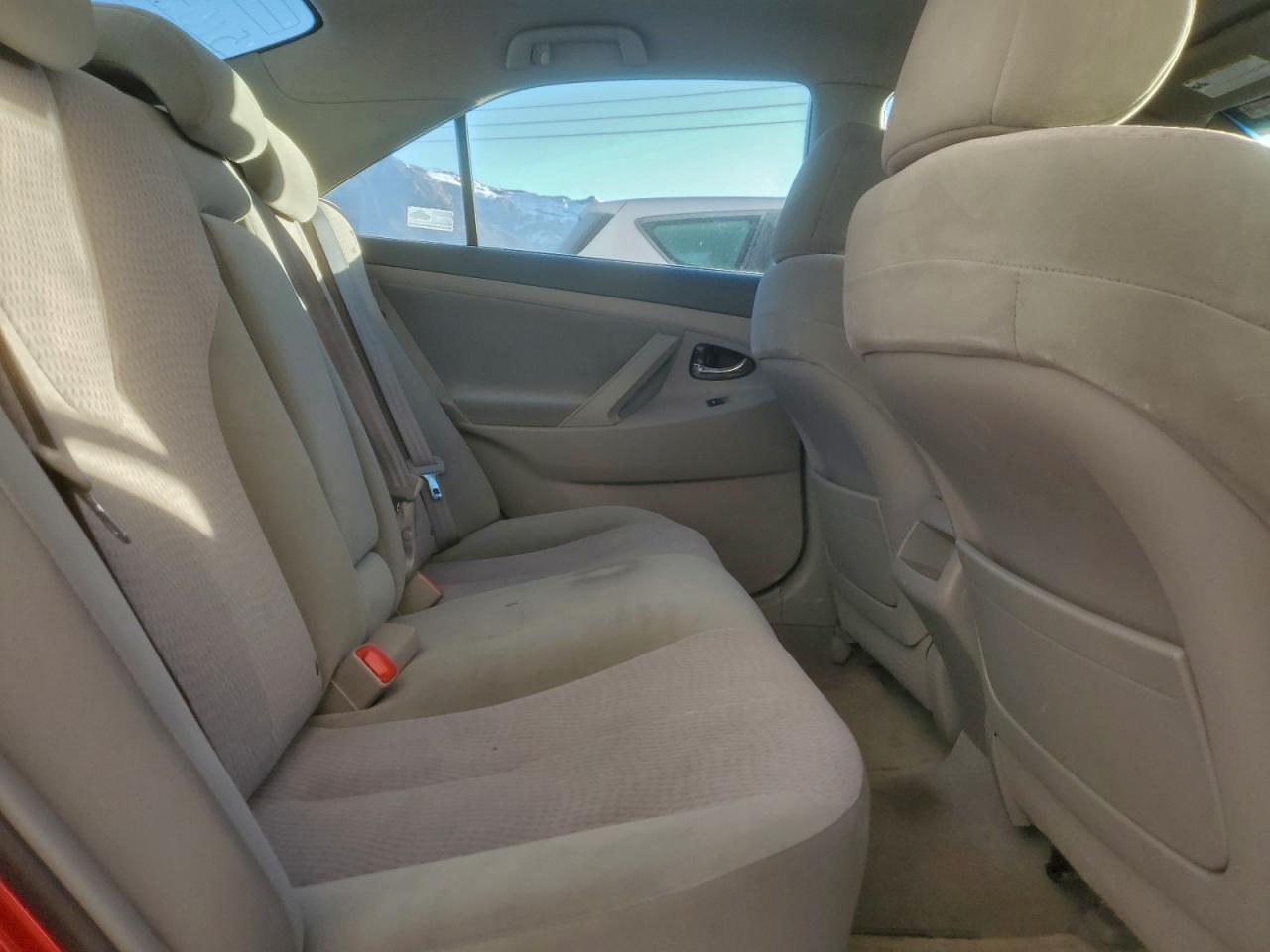 2010 TOYOTA CAMRY BASE photo 10