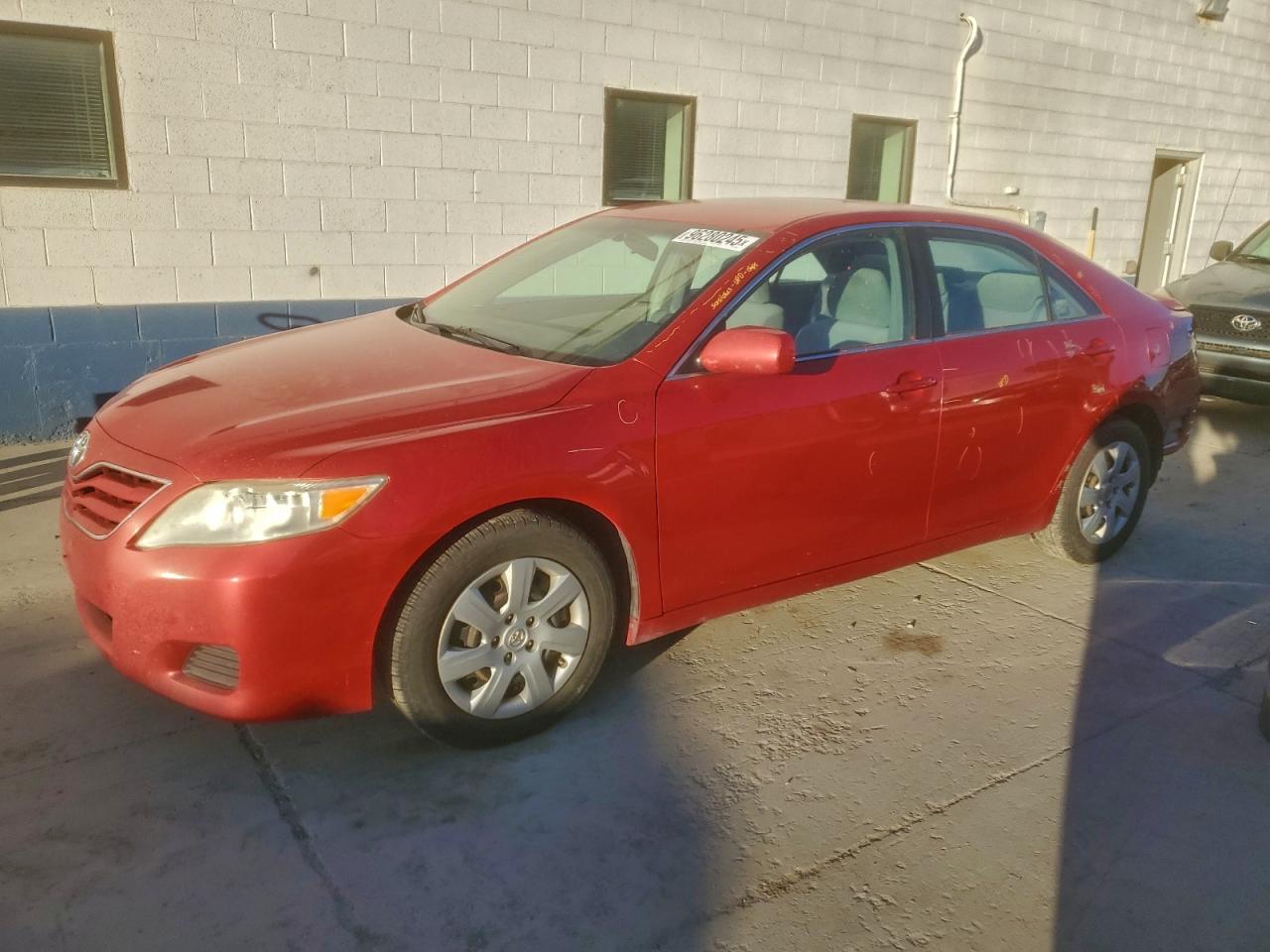 2010 TOYOTA CAMRY