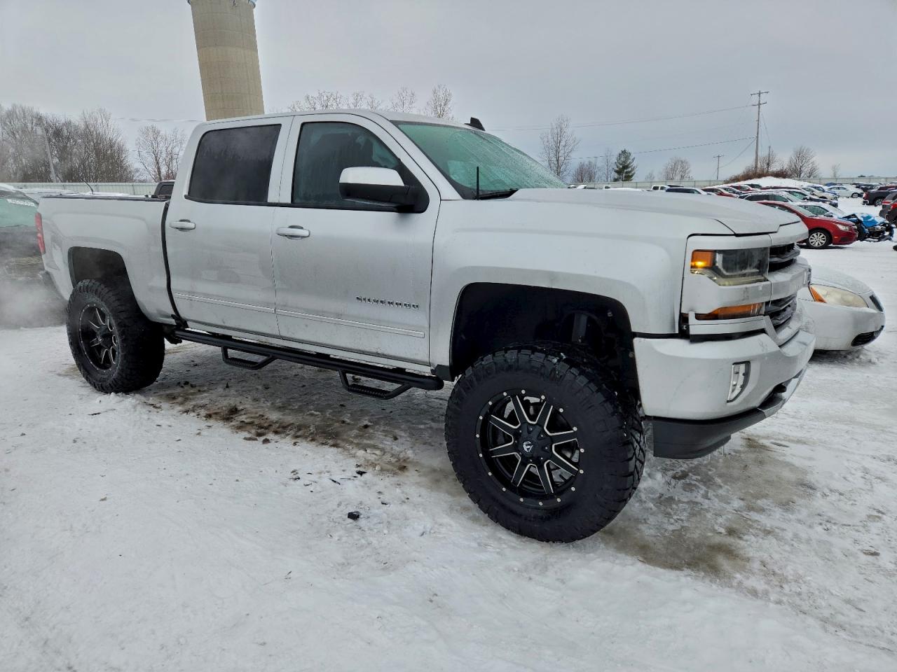 2017 CHEVROLET SILVERADO K1500 LT photo 4