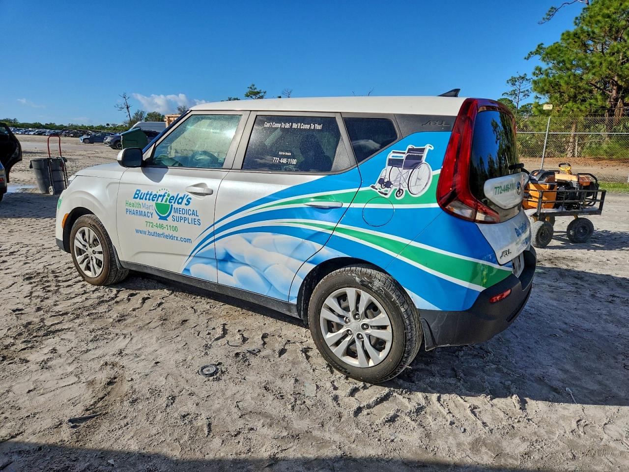 2020 KIA SOUL LX photo 2