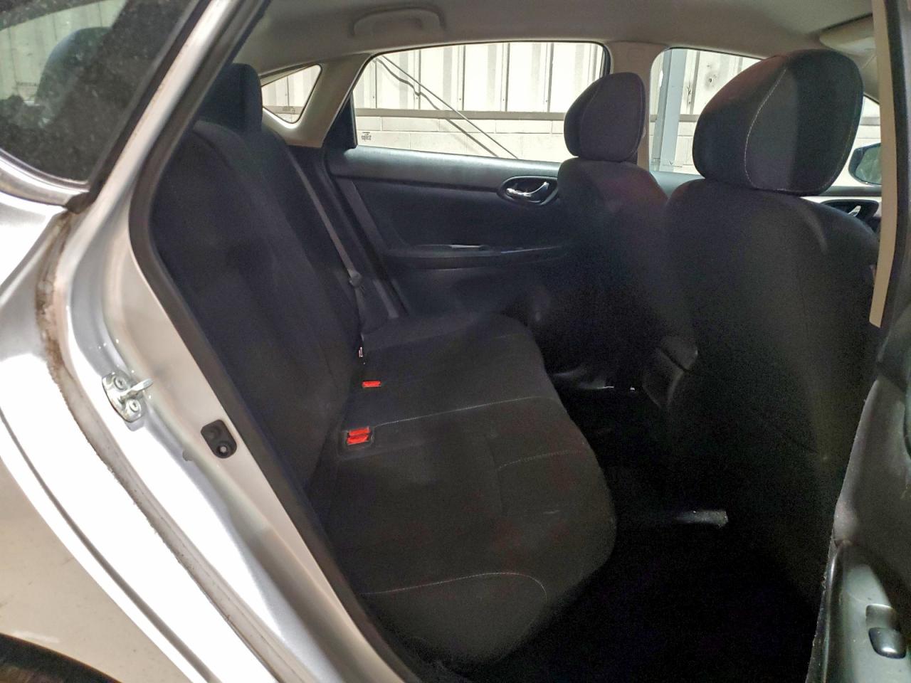 2018 NISSAN SENTRA S photo 10