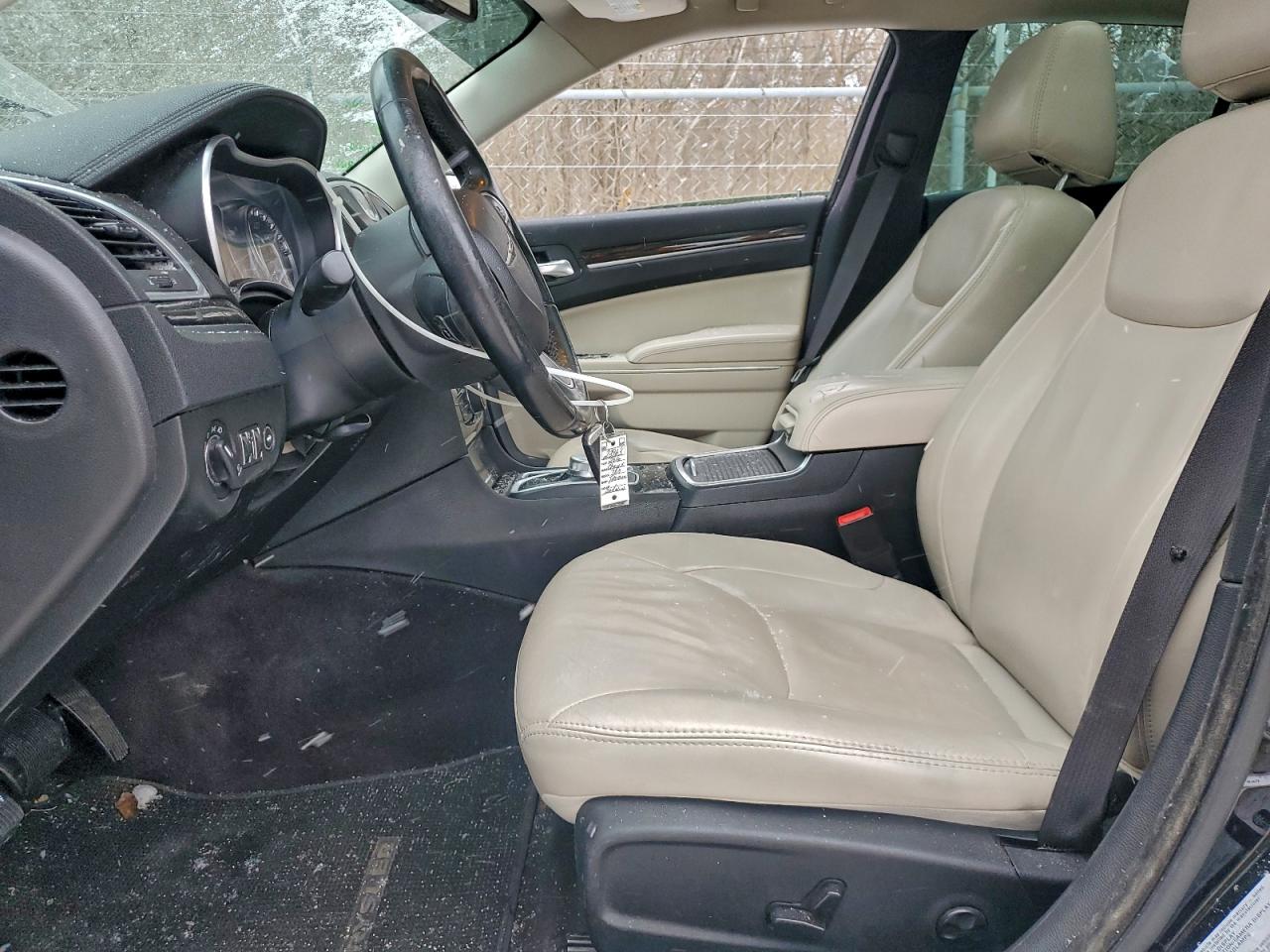2016 CHRYSLER 300 LIMITED photo 7