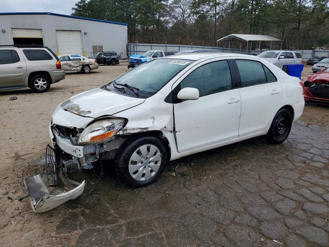 2010 TOYOTA YARIS