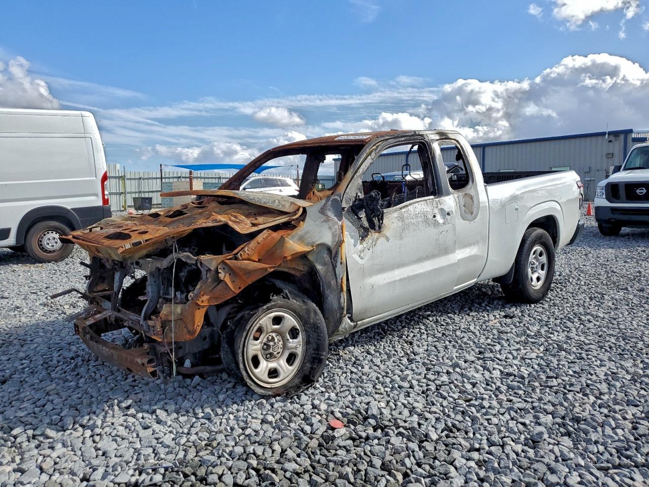 2024 NISSAN FRONTIER